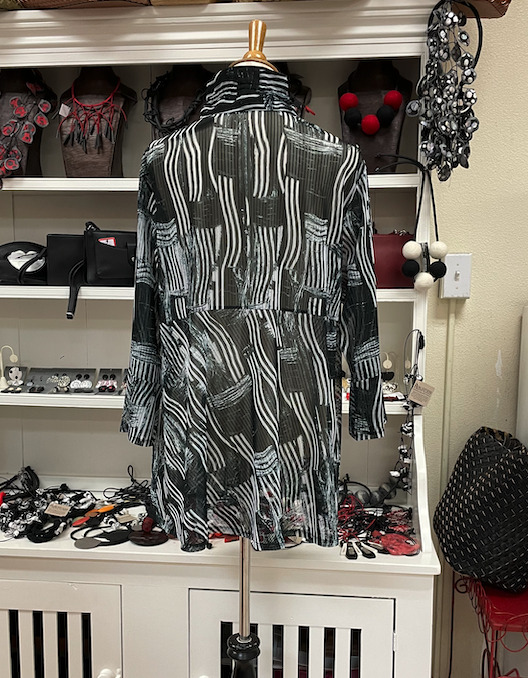 DAMEE MIXED BRUSHSTROKE LONG BLOUSE- 7103- BLK