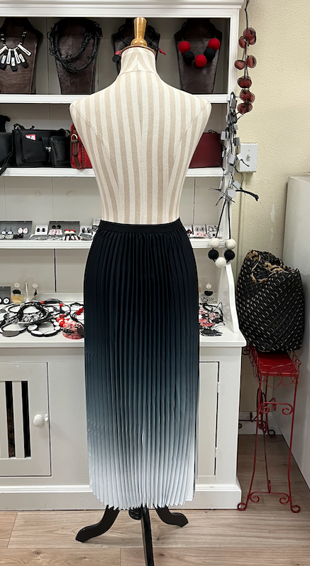 Alquema Boxy Skirt -  CHARCOAL GOES LIGHT