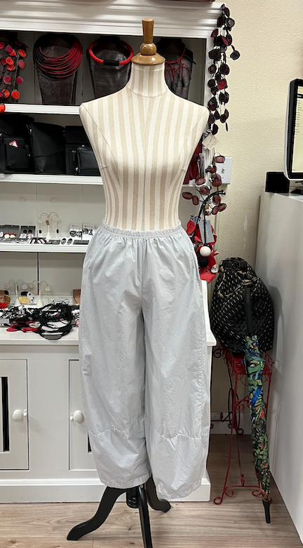 CUT LOOSE - Organic Poplin Lantern Pant - 1992388