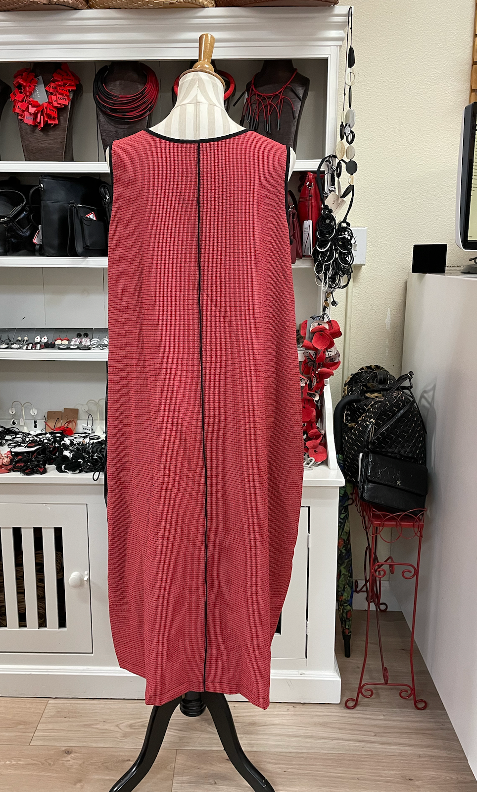 Moonlight - D2817 CORAL/BLACK