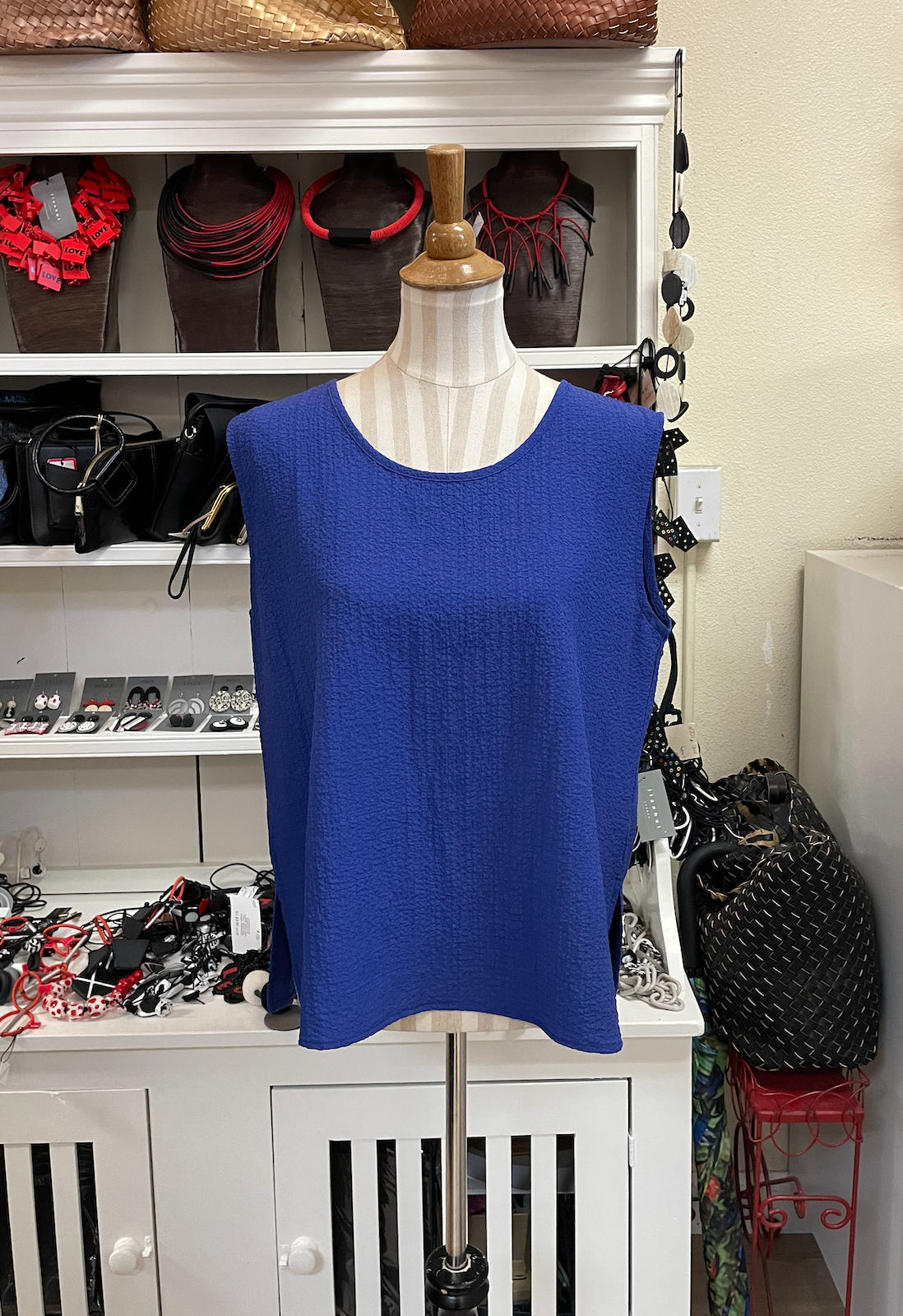 MOONLIGHT Solid Dark Blue Shell Tank - 2001