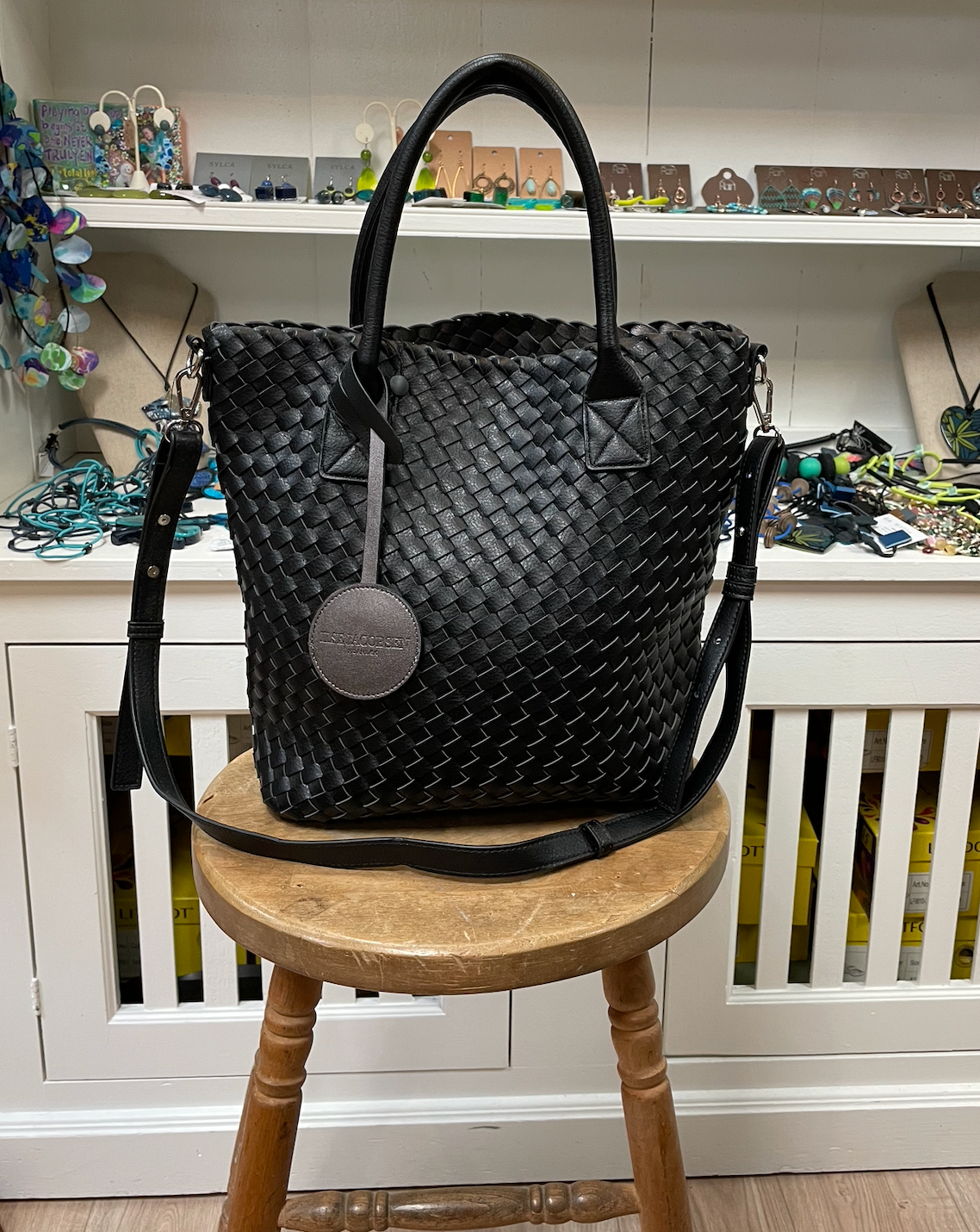 Ilse Jacobsen Woven Vertical Reversible Tote Bag - BLACK/GUNMETAL Ilse Jacobsen Woven Vertical Reversible Tote Bag - BLACK/GUNMETAL