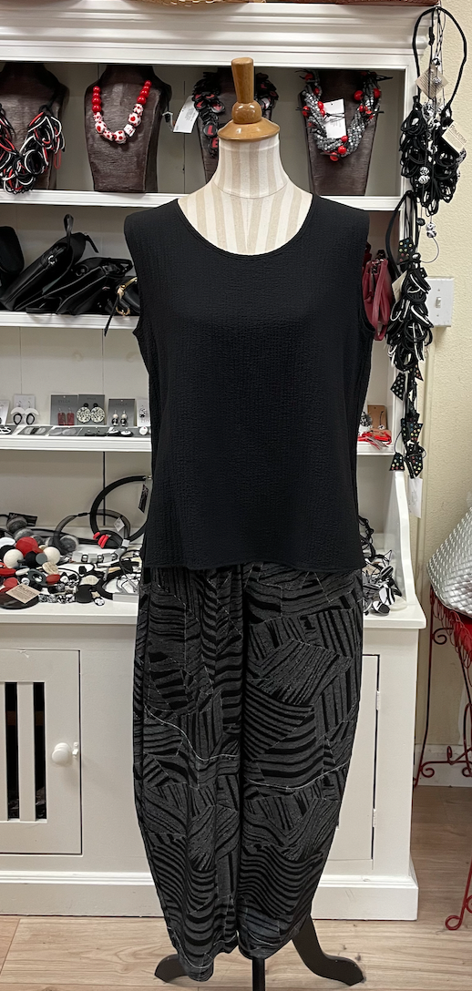 MOONLIGHT Solid Black Shell Tank - P 2001