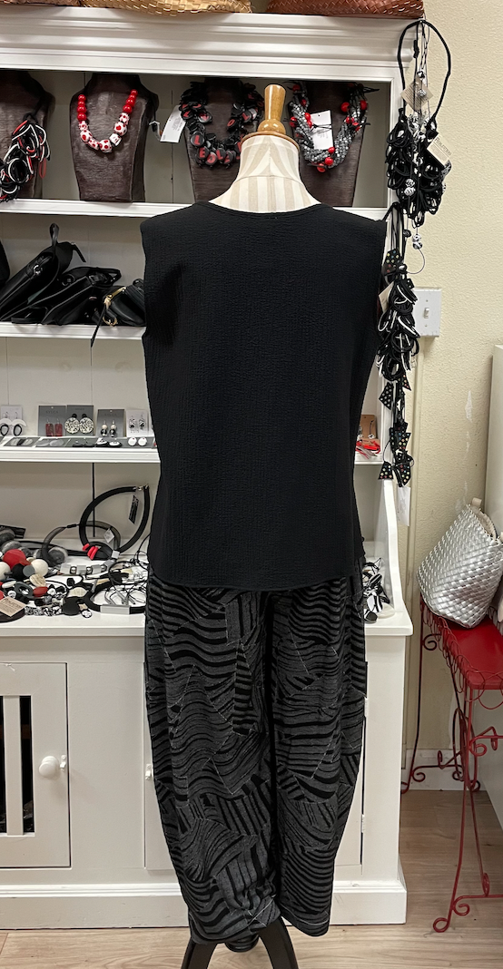 MOONLIGHT Solid Black Shell Tank - P 2001