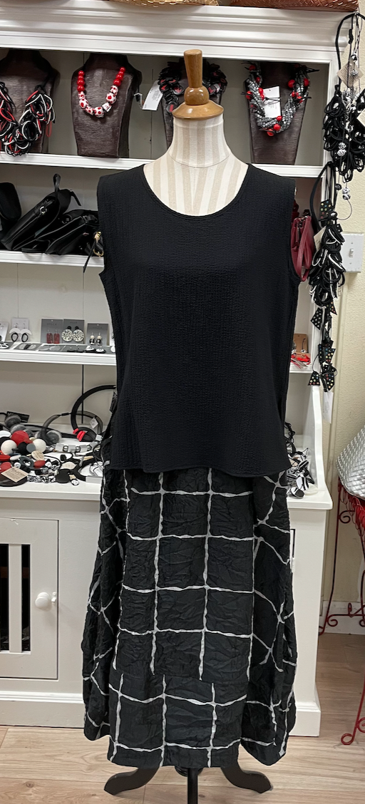 MOONLIGHT Solid Black Shell Tank - P 2001