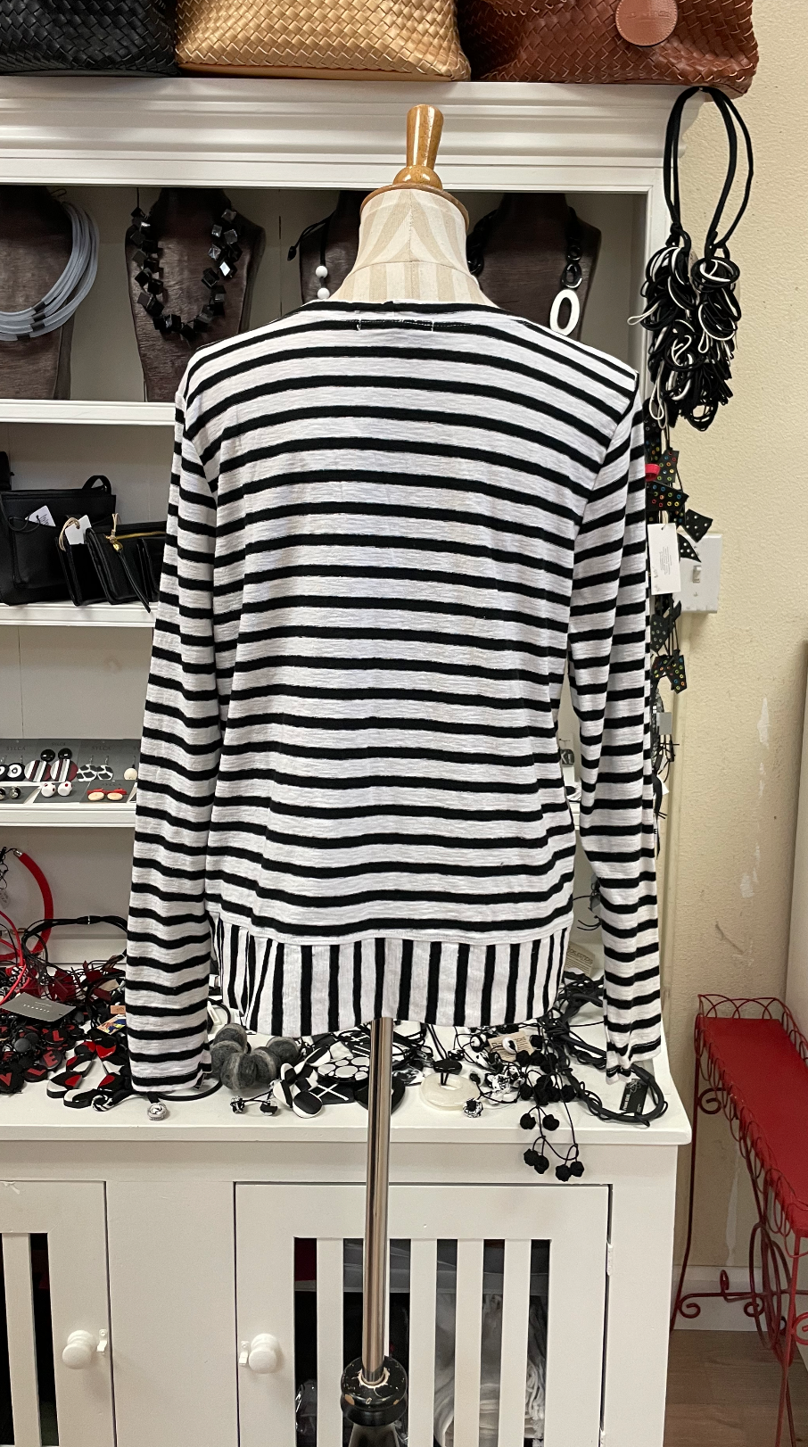 CUT LOOSE - Black/Natural Stripe Crop Top - 5997935