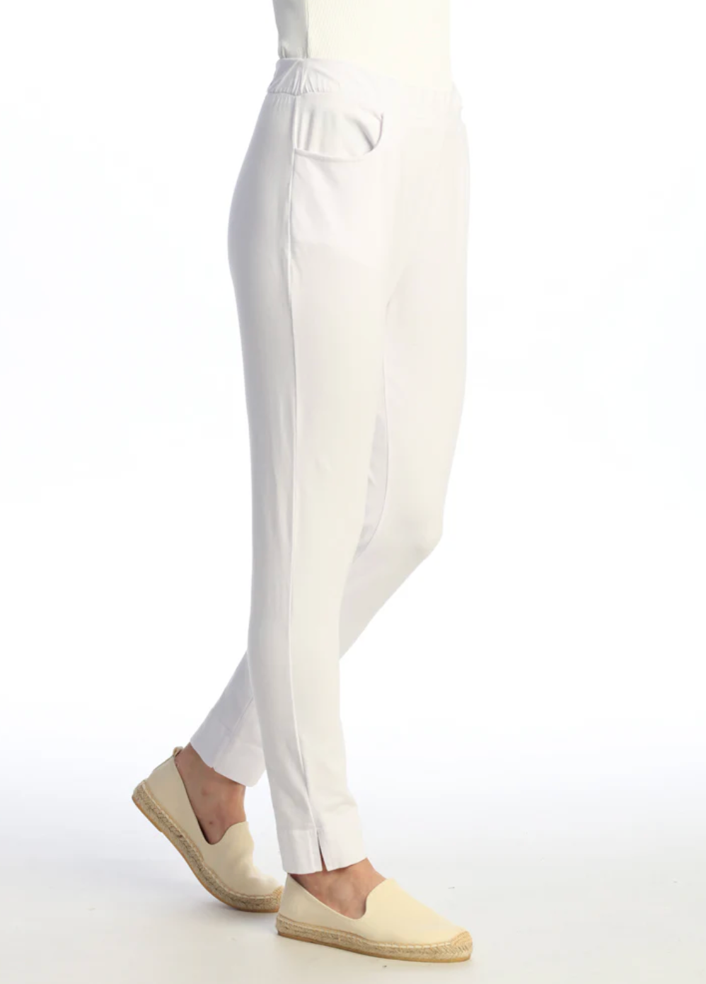 JESS & JANE "WHT WHITE" - M132