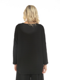 INOAH "Black" - Solid Long Sleeve Top