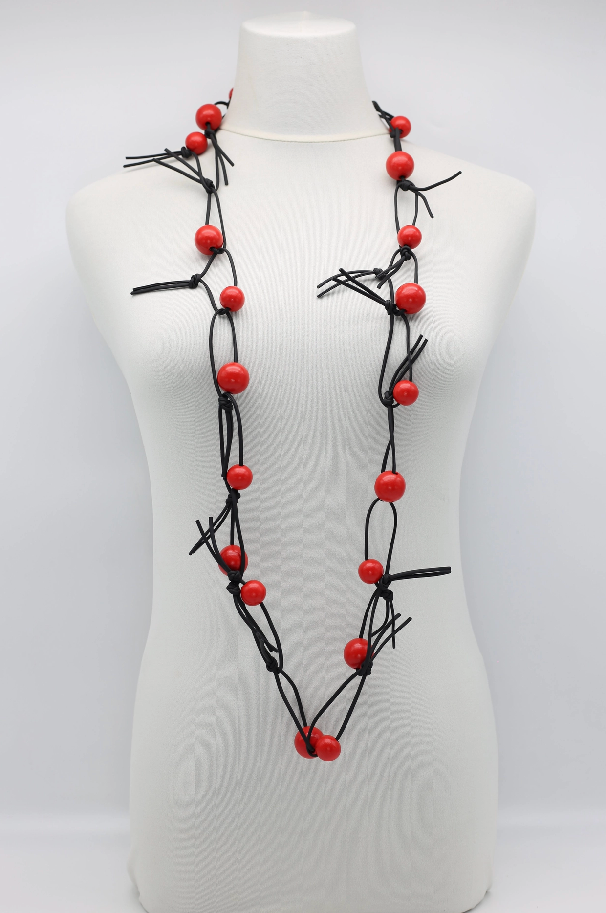 JIANHUI LONDON Red Round Beads On Leatherette Chain Necklace