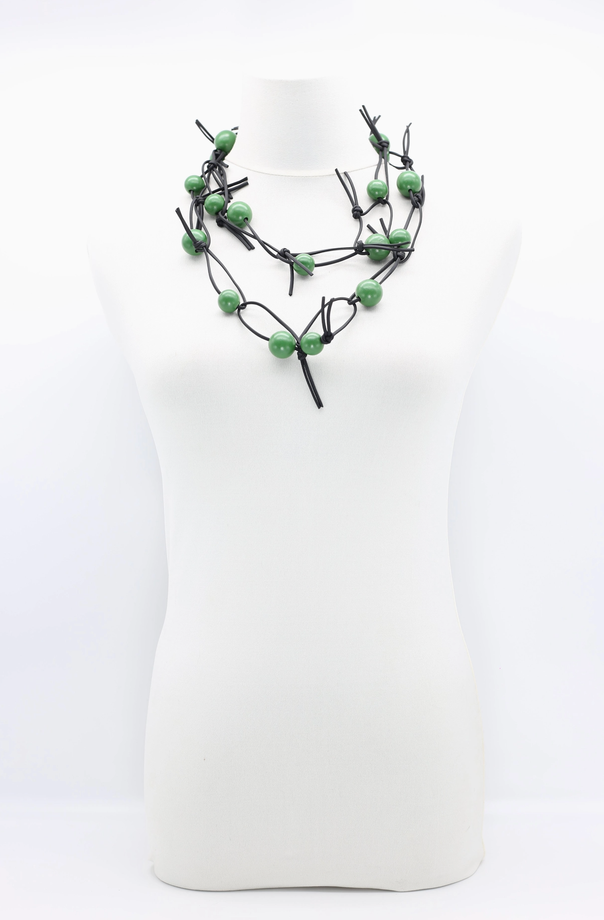 JIANHUI LONDON Spring Green Round Beads On Leatherette Chain Necklace
