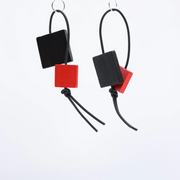 JIANHUI LONDON Black/Red Squares On Leatherette Loop Duo Earrings