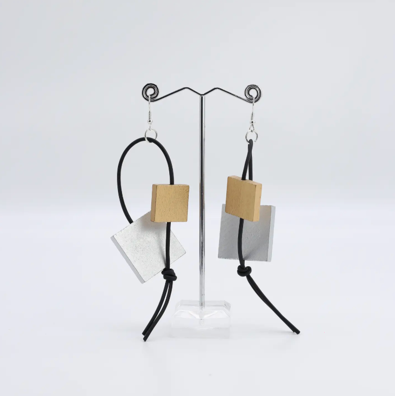 JIANHUI LONDON Silver/Gold Squares On Leatherette Loop Duo Earrings