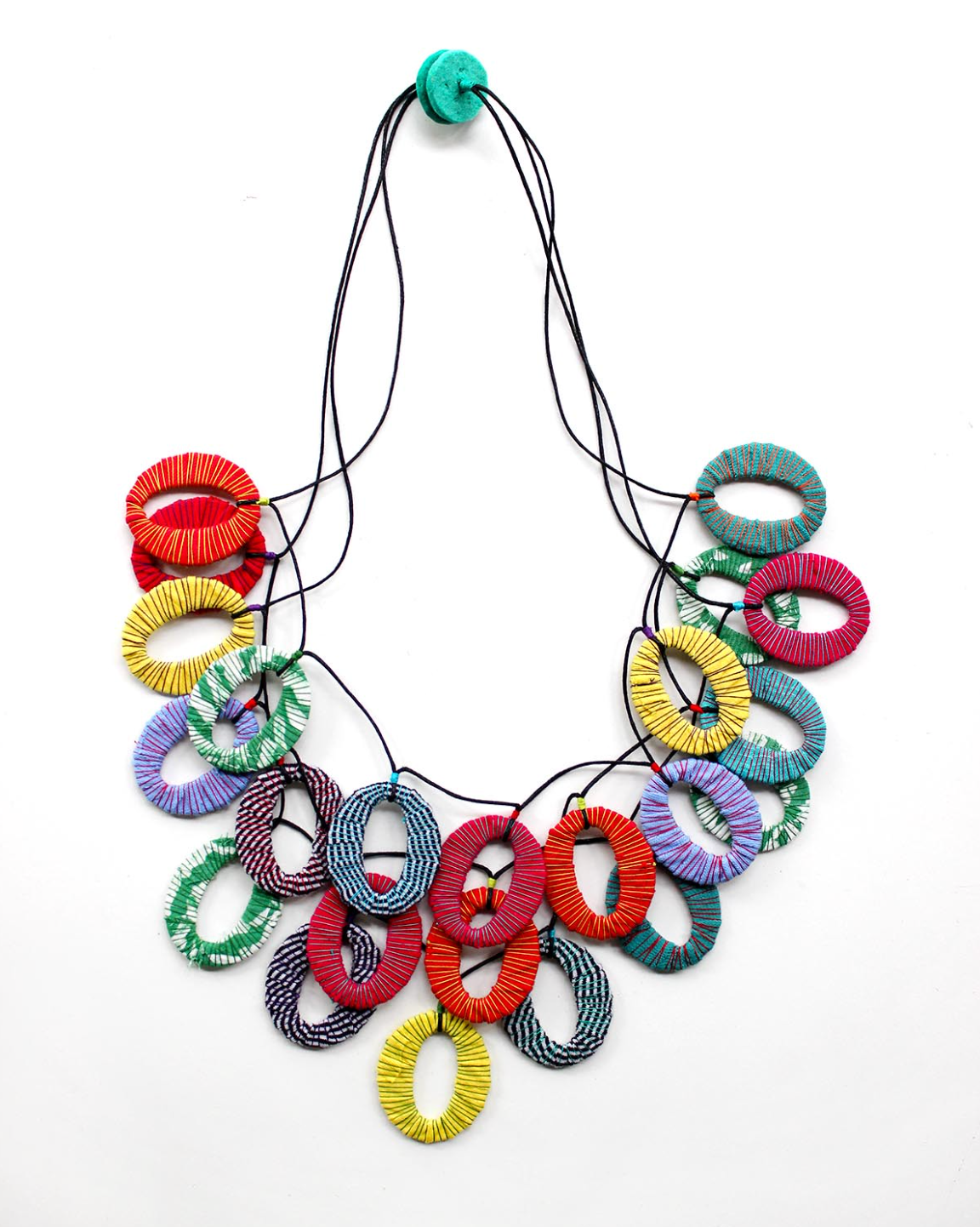 BEYOND THREADS Multi Oh Oh Oh Necklace