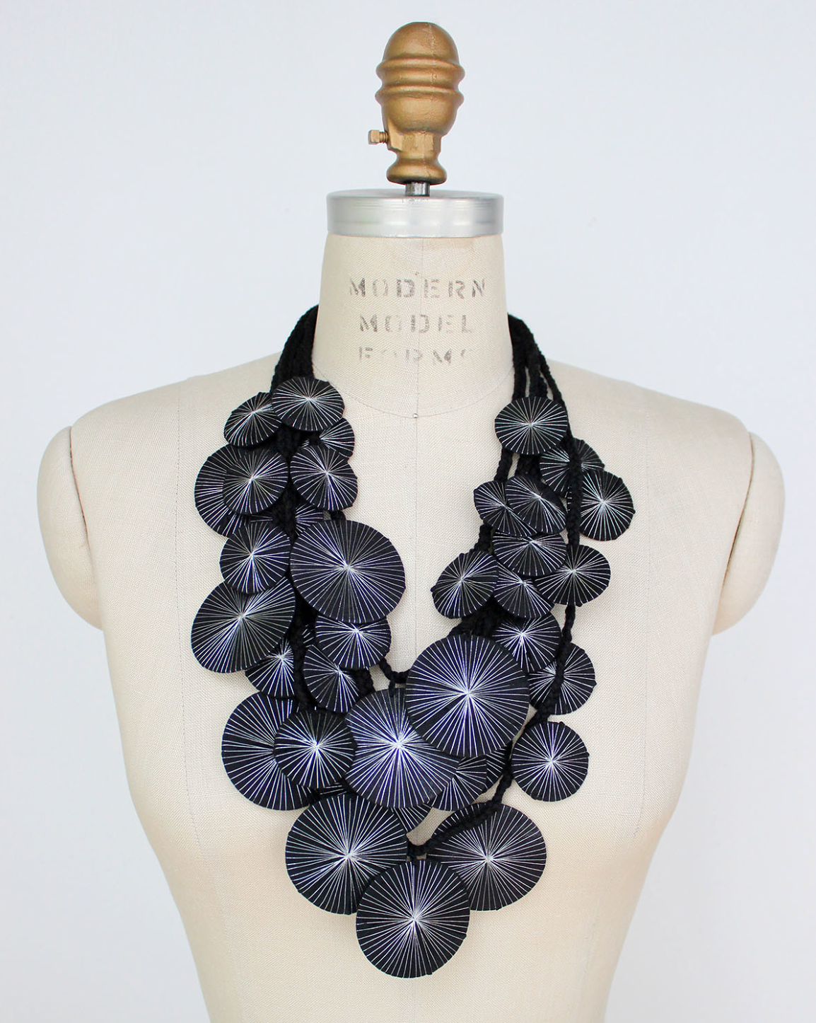 BEYOND THREADS Black Platillos Saucers Necklace