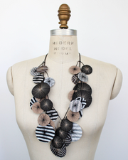 BEYOND THREADS Hypnotic Necklace