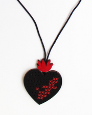 BEYOND THREADS Black Corazon Necklace
