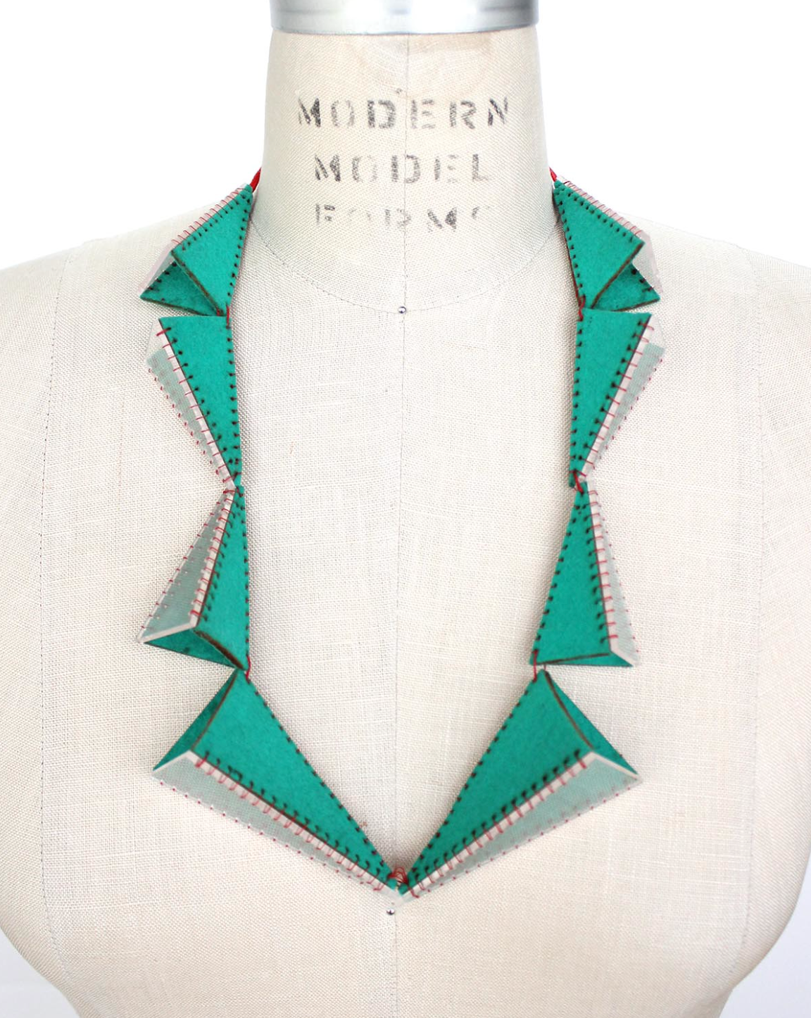 BEYOND THREADS Emerald Scalene Necklace