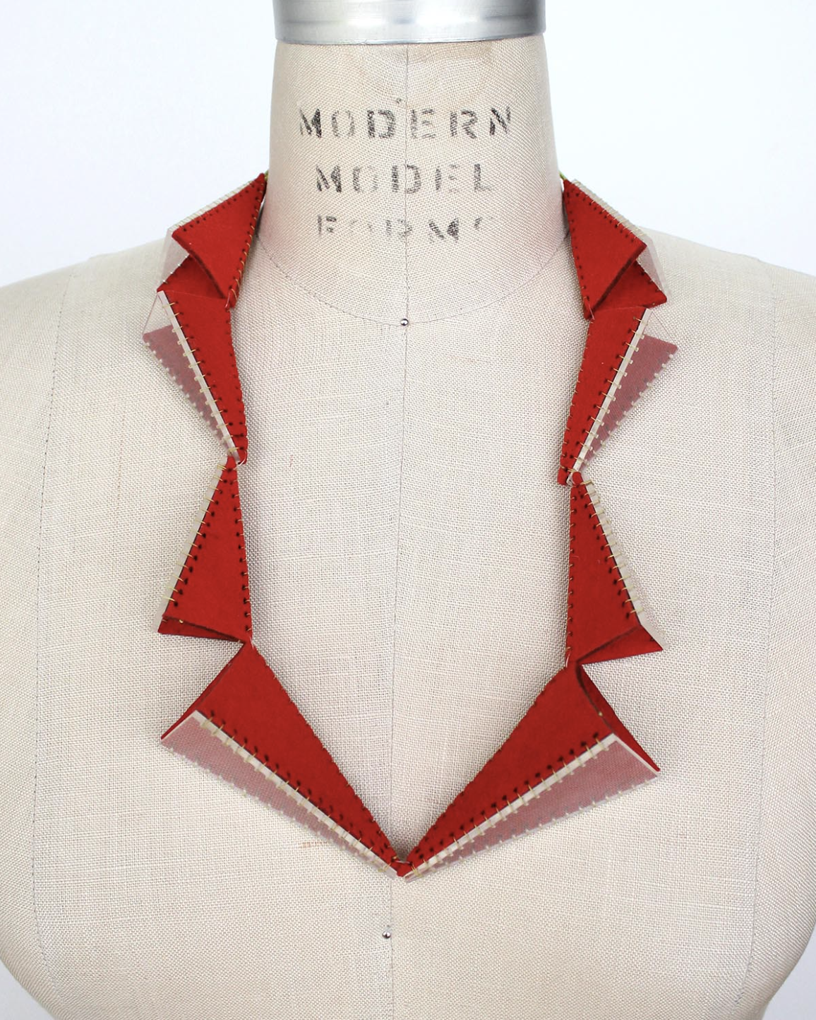 BEYOND THREADS Scarlet Scalene Necklace