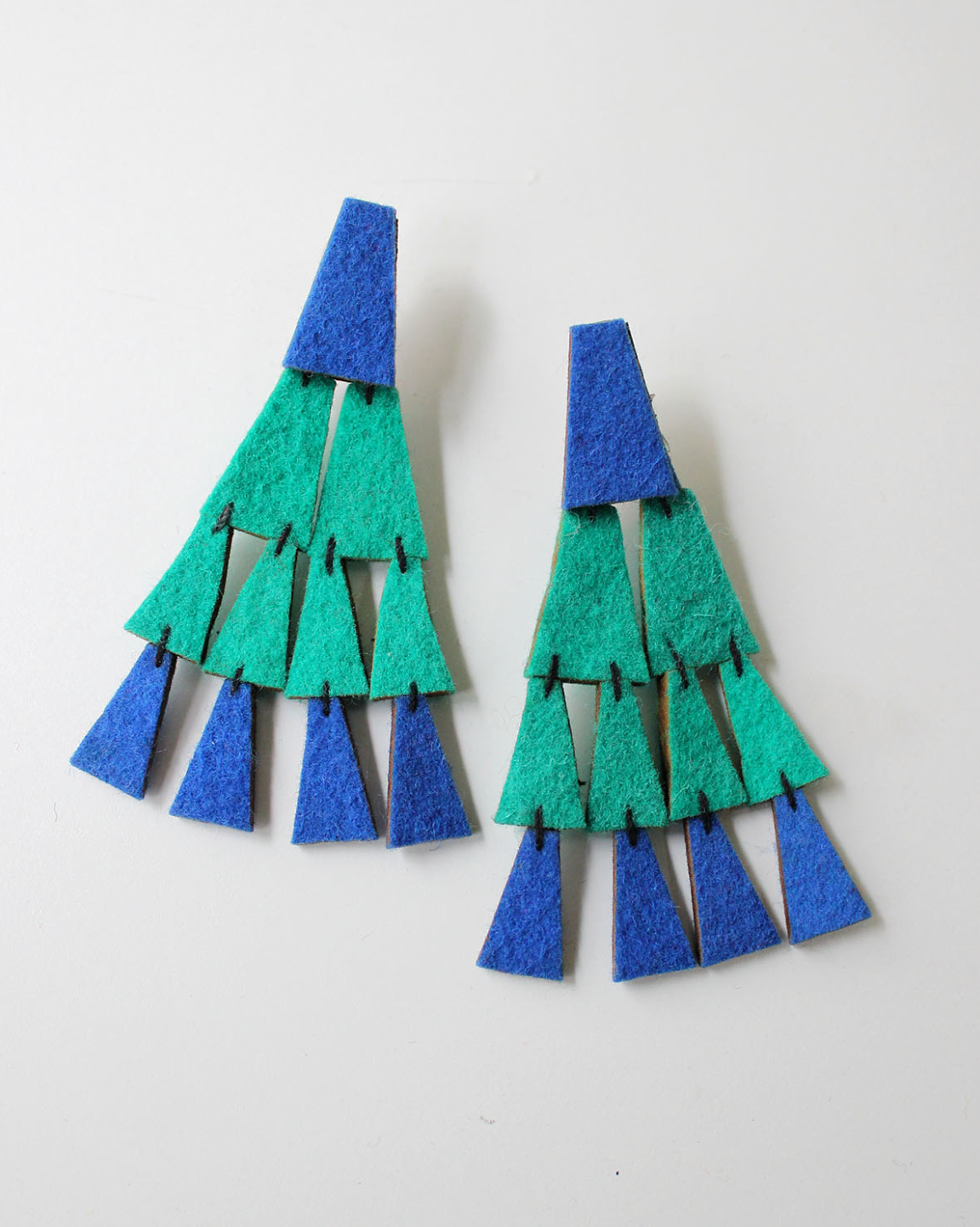 BEYOND THREADS Azulino Pyramid Earrings