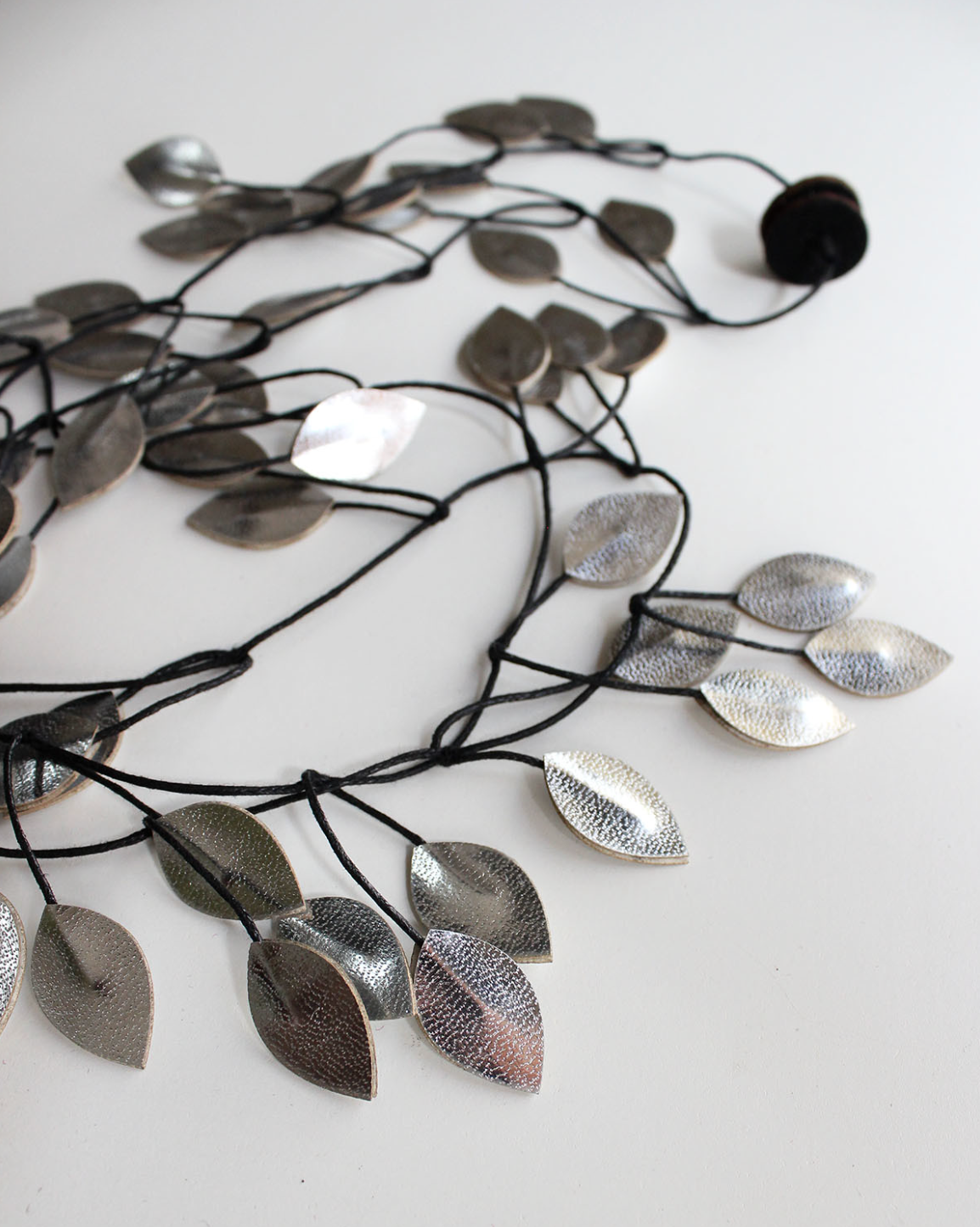 BEYOND THREADS Pewter Vine Wrap Necklace