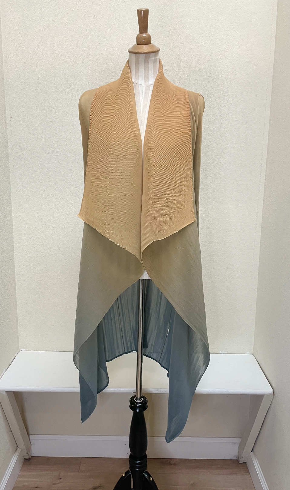 Alquema Long Collare Coat - GOLD TO CHARCOAL