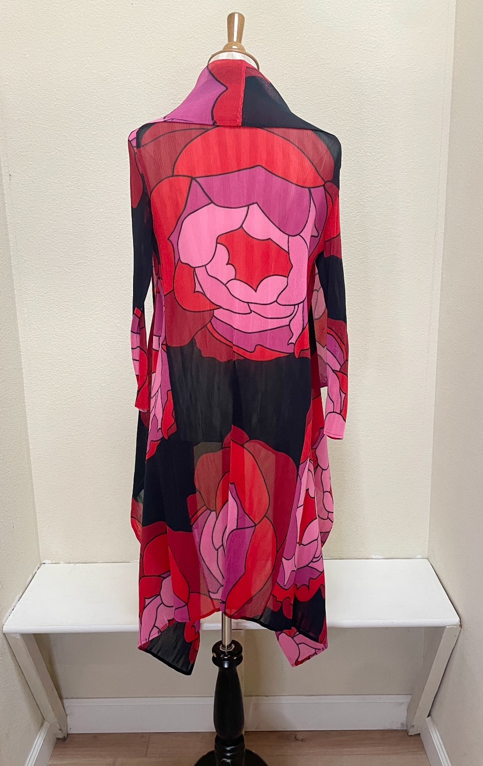 Alquema Long Collare Coat - BLACK RED PINK ROSES