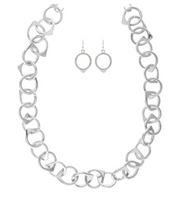 RAIN Silver Tricircle Rings Link Necklace