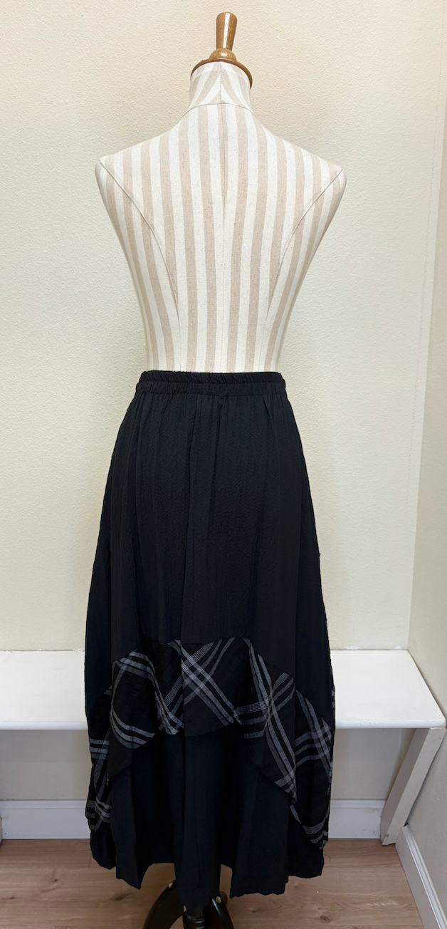 Moonlight Skirt - S 8671 - XL ONLY