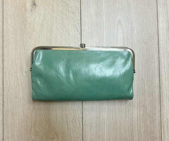 HOBO - Lauren Clutch-Wallet - JADE IN POLISHED LEATHER