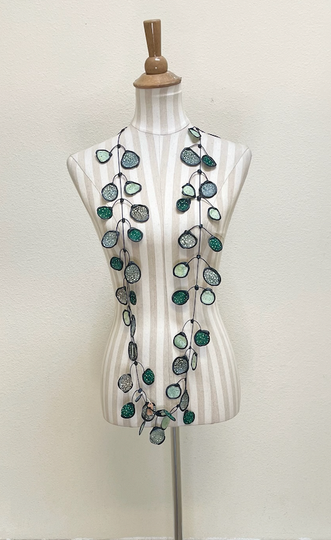 ANNEMIEKE Large Green/Gray Mix Fabric Necklace
