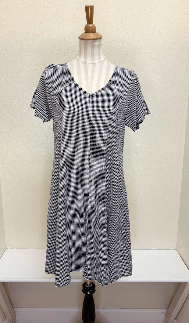 CUT LOOSE - Crinkle Check Swing Dress - 6120109