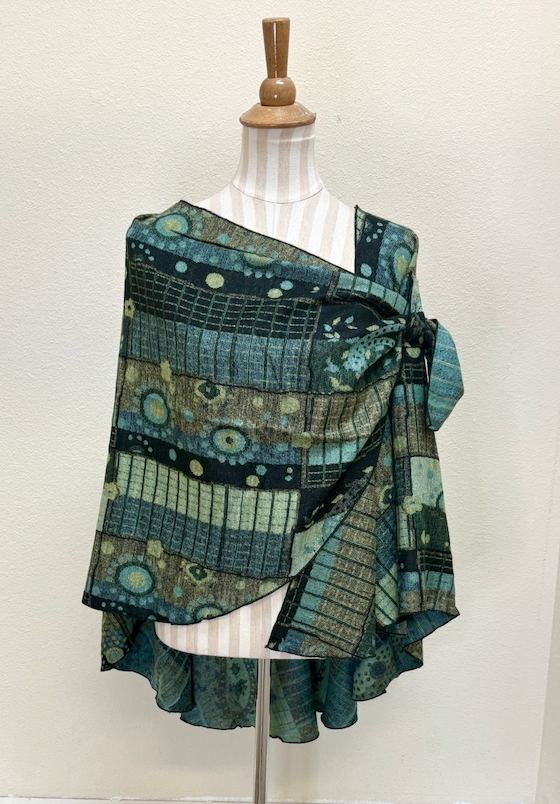 Rapti Cashmere Buckle Shawl - PRINT 9