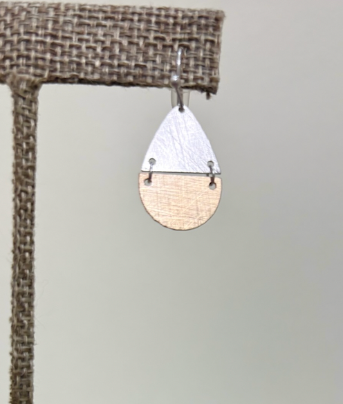 RAIN DC Two Tone Link Teardrop Brass Earring