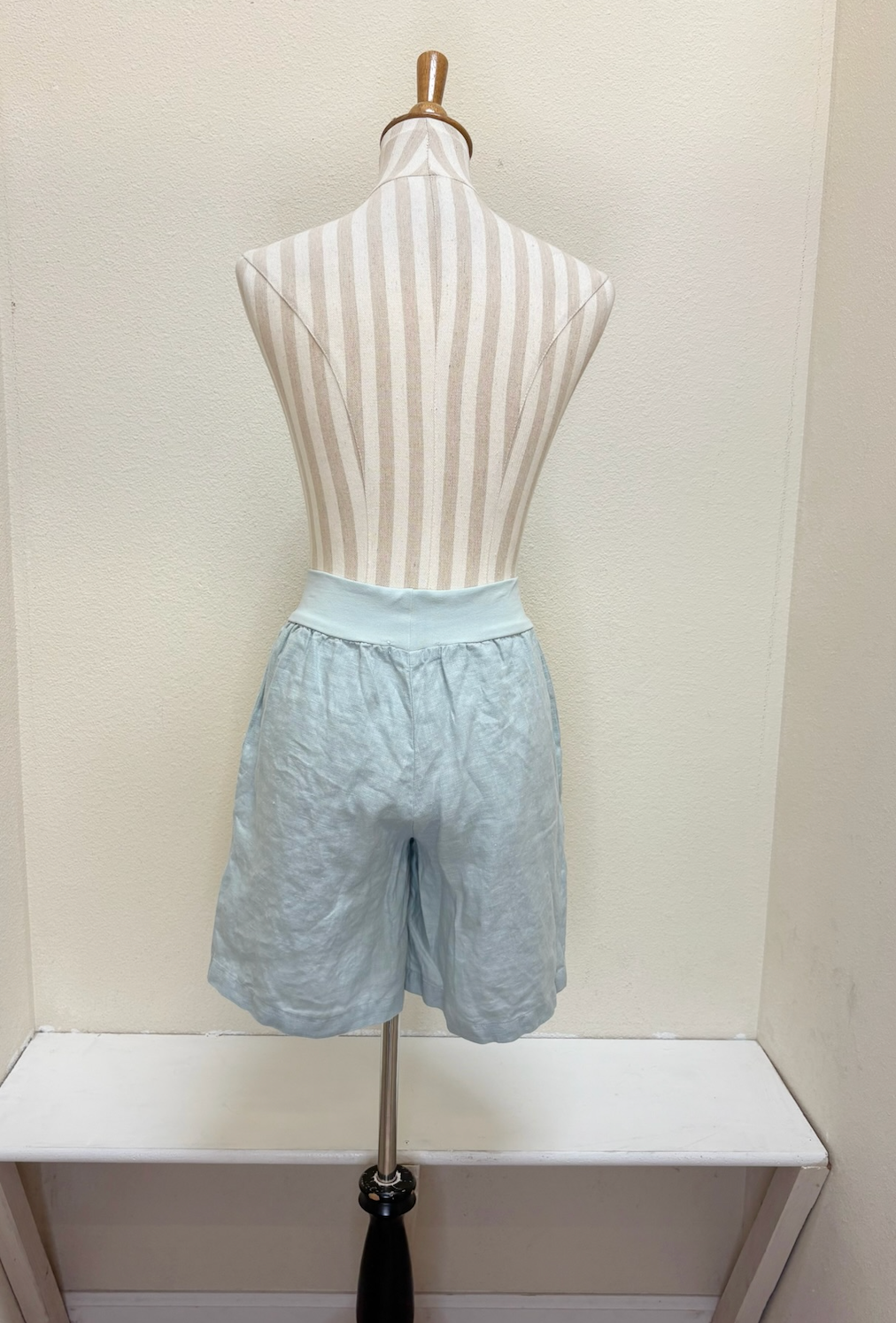 Cut Loose Walking Short - 4403033 - FOUNTAIN - XS ONLY