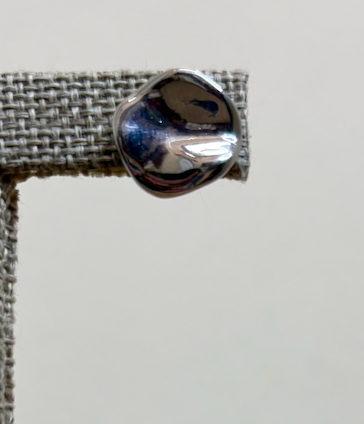 RAIN Silver Textured Stud Earring