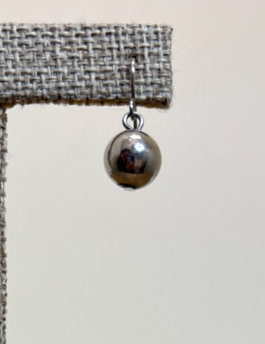 RAIN Silver Short Dangle Earring