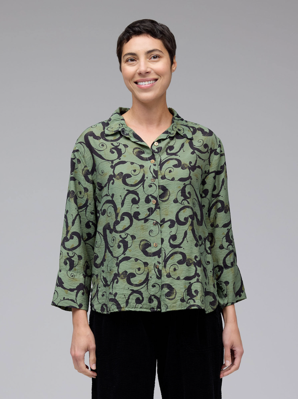 CUT LOOSE Swirl Crop Easy Shirt - 6986986