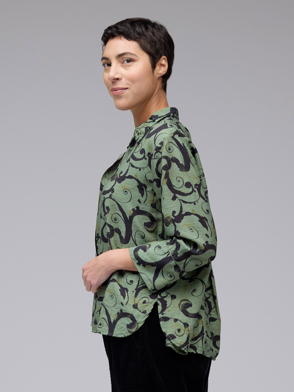 CUT LOOSE Swirl Crop Easy Shirt - 6986986