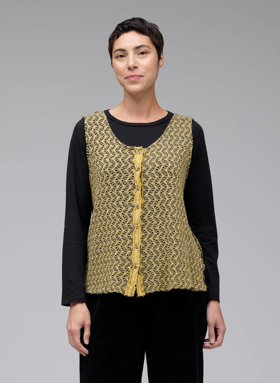 CUT LOOSE Blk/Nat Crochet Vest - 0125665