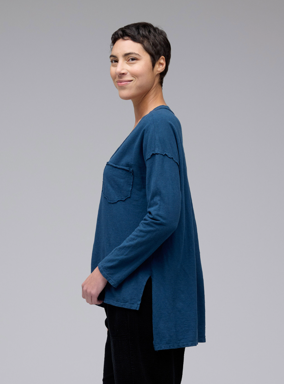CUT LOOSE Linen Cotton Jersey Deep V-Top - 5016501
