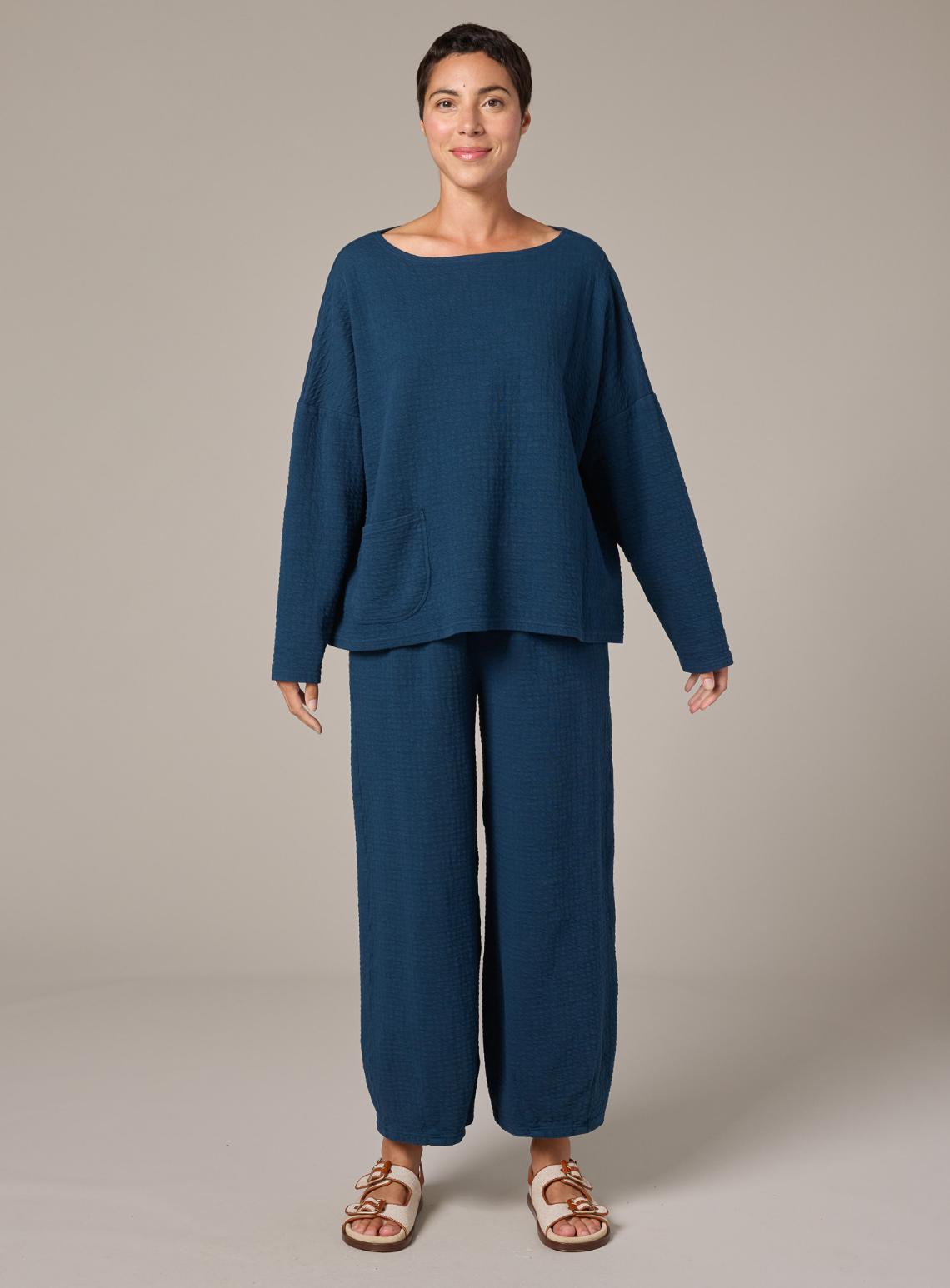 CUT LOOSE Pucker Doublecloth O/S Pocket Pullover - 2247625