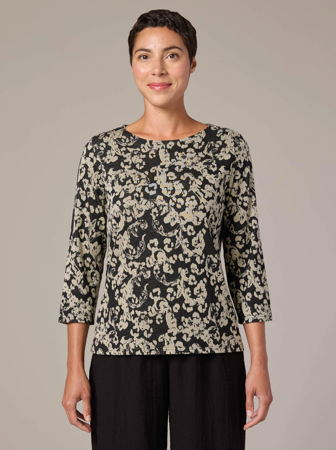CUT LOOSE Floral Jacquard 3/4 Sleeve Boatneck Top - 6725060