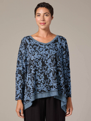 CUT LOOSE Floral Jacquard O/S Deep V-Top - 6726599