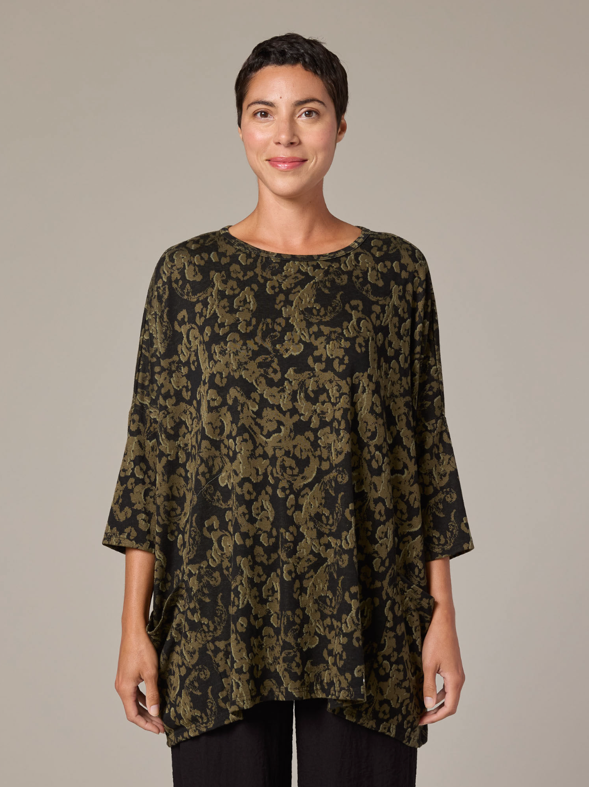 CUT LOOSE Floral Jacquard O/S Pullover Top - 6726024