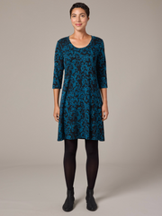CUT LOOSE Floral Jacquard 3/4 Sleeve Scoop Neck Dress - 6721367