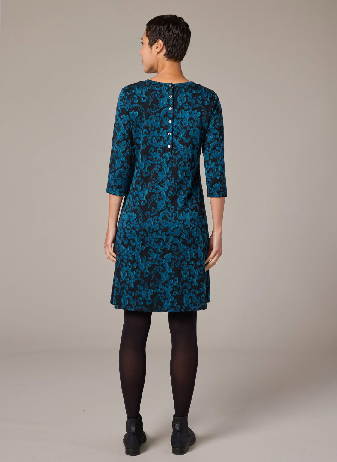 CUT LOOSE Floral Jacquard 3/4 Sleeve Scoop Neck Dress - 6721367
