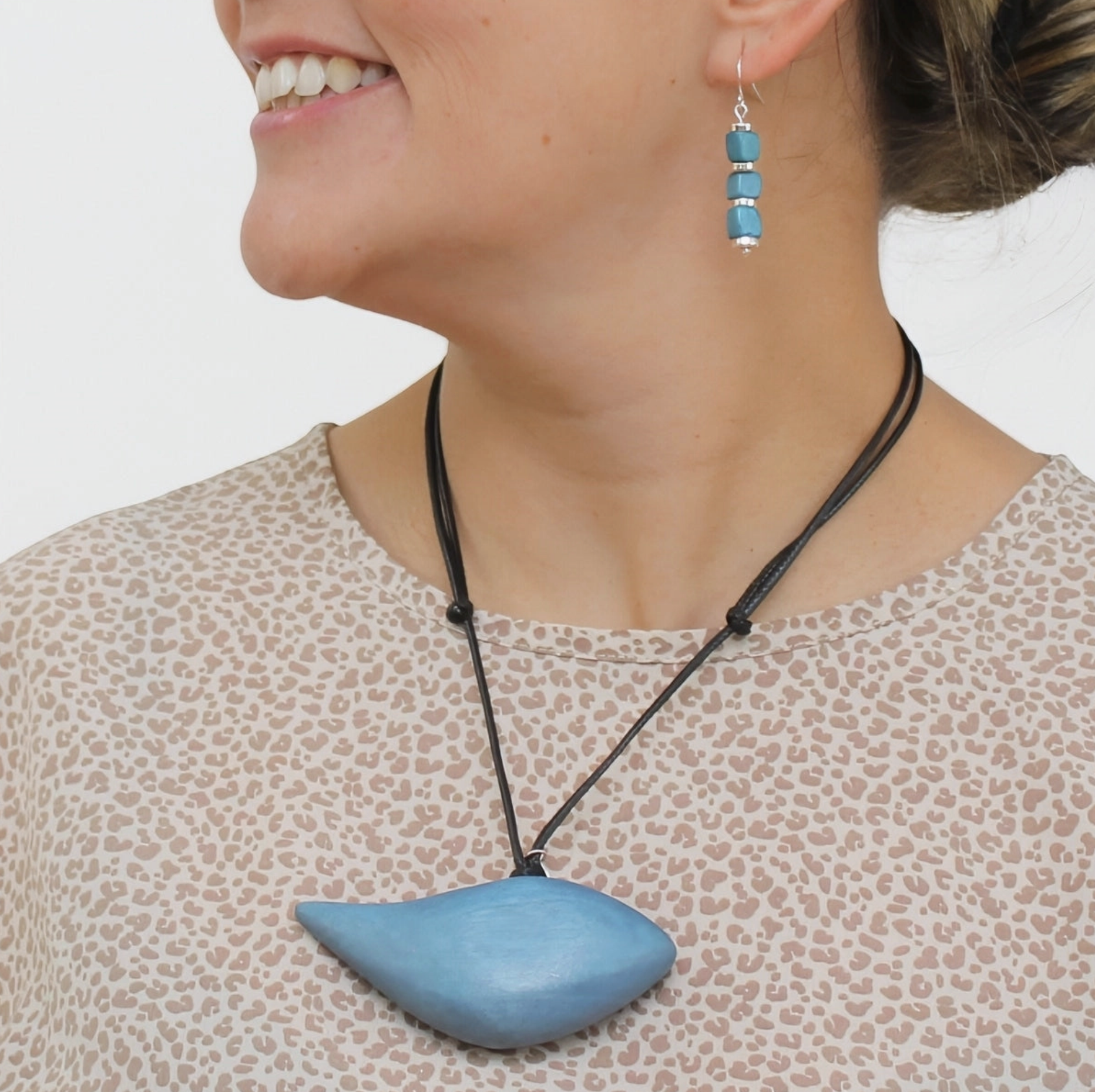 SYLCA Dusty Blue Robin Bird Wooden Pendant Adjustable Necklace