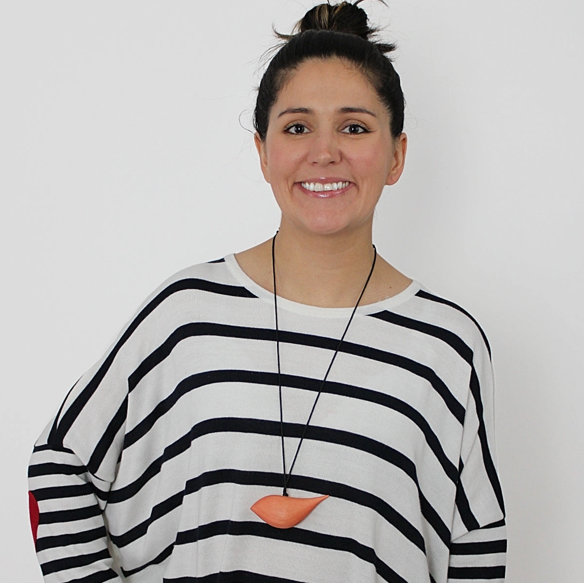SYLCA Peach Robin Bird Wooden Pendant Adjustable Necklace