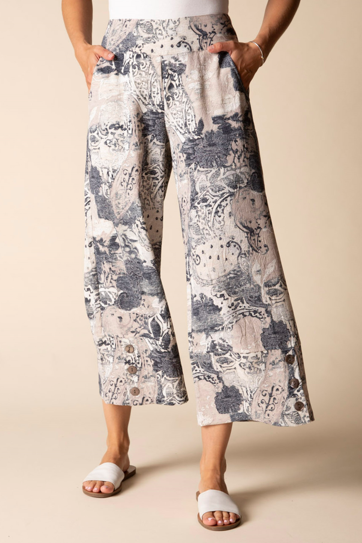 Habitat Destination Unknown Medley Crop Pant - 34978 - WILLOW