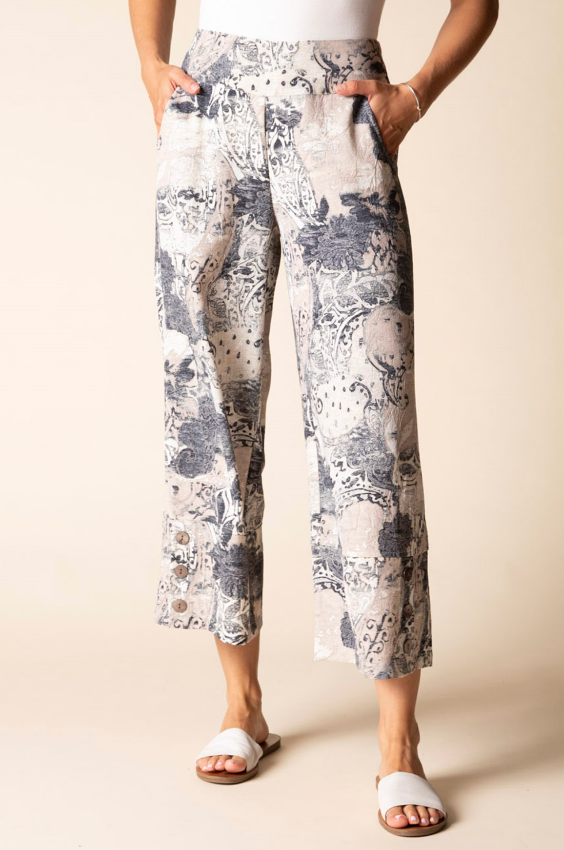 Habitat Destination Unknown Medley Crop Pant - 34978 - WILLOW